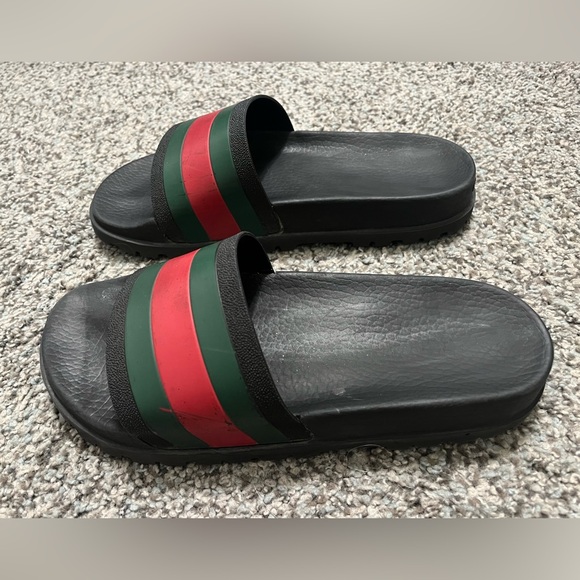 Gucci Men Slides with Red and Green Stripes - Picture 3 of 16